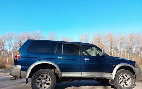 Mitsubishi Pajero Sport II рестайлинг, 2000 год, 610 000 рублей, 8 фотография