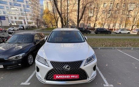 Lexus RX IV рестайлинг, 2019 год, 4 350 000 рублей, 2 фотография