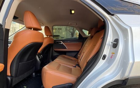 Lexus RX IV рестайлинг, 2019 год, 4 350 000 рублей, 5 фотография