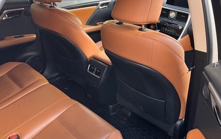Lexus RX IV рестайлинг, 2019 год, 4 350 000 рублей, 8 фотография