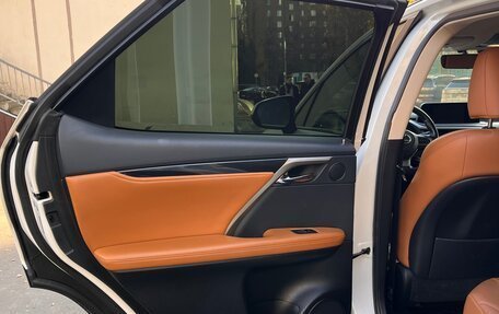 Lexus RX IV рестайлинг, 2019 год, 4 350 000 рублей, 16 фотография