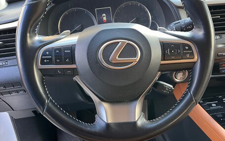 Lexus RX IV рестайлинг, 2019 год, 4 350 000 рублей, 14 фотография
