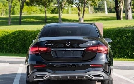 Mercedes-Benz A-Класс, 2022 год, 2 300 000 рублей, 6 фотография