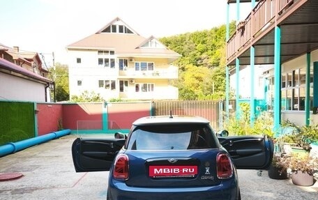 MINI Hatch, 2017 год, 1 760 000 рублей, 2 фотография