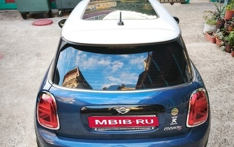 MINI Hatch, 2017 год, 1 760 000 рублей, 11 фотография