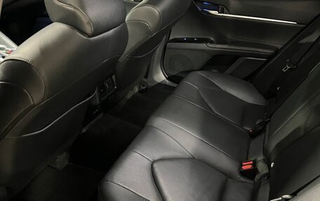 Toyota Camry, 2019 год, 2 800 000 рублей, 7 фотография