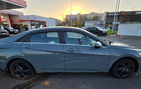 Hyundai Elantra, 2022 год, 2 350 000 рублей, 5 фотография