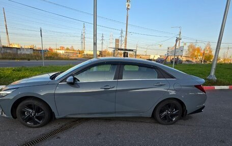 Hyundai Elantra, 2022 год, 2 350 000 рублей, 6 фотография