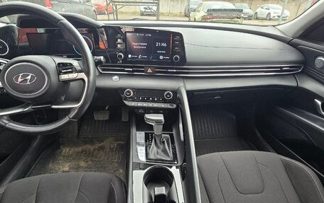 Hyundai Elantra, 2022 год, 2 350 000 рублей, 12 фотография