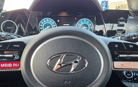 Hyundai Elantra, 2022 год, 2 350 000 рублей, 19 фотография