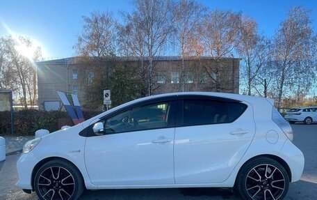 Toyota Aqua I, 2014 год, 720 000 рублей, 5 фотография