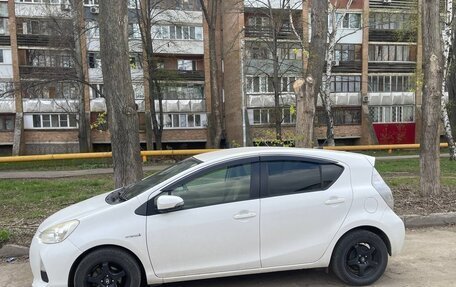 Toyota Aqua I, 2014 год, 720 000 рублей, 12 фотография