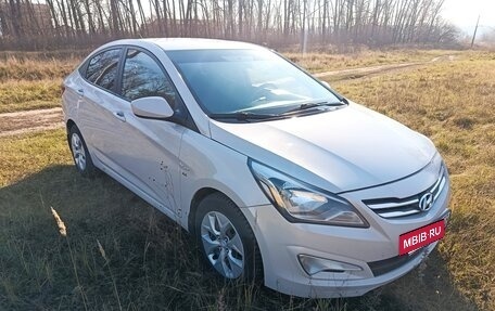 Hyundai Solaris II рестайлинг, 2014 год, 980 000 рублей, 2 фотография