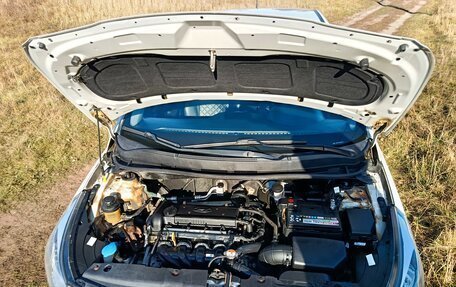 Hyundai Solaris II рестайлинг, 2014 год, 980 000 рублей, 14 фотография