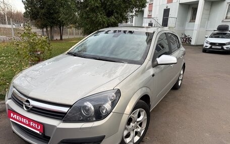 Opel Astra H, 2006 год, 600 000 рублей, 2 фотография