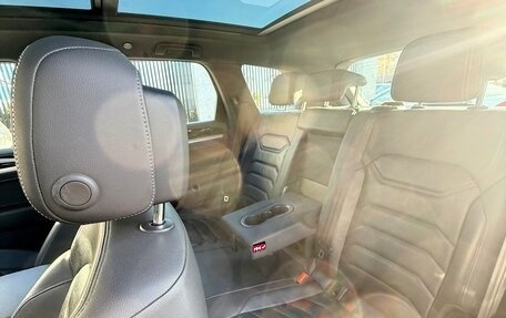 Volkswagen Touareg III, 2018 год, 4 900 000 рублей, 10 фотография