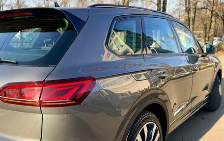 Volkswagen Touareg III, 2018 год, 4 900 000 рублей, 15 фотография