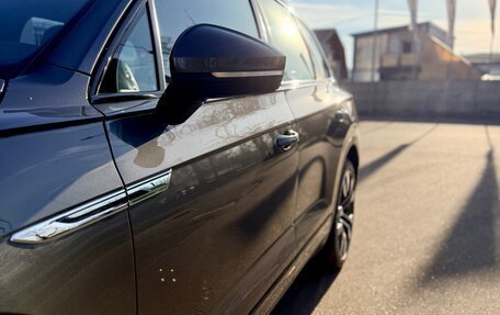 Volkswagen Touareg III, 2018 год, 4 900 000 рублей, 14 фотография