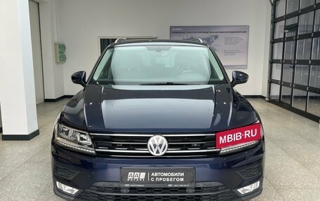 Volkswagen Tiguan II, 2017 год, 2 150 000 рублей, 2 фотография