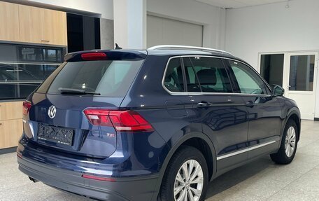 Volkswagen Tiguan II, 2017 год, 2 150 000 рублей, 4 фотография