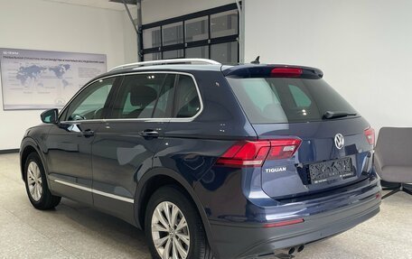 Volkswagen Tiguan II, 2017 год, 2 150 000 рублей, 6 фотография