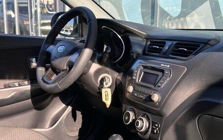 KIA Rio III рестайлинг, 2011 год, 800 000 рублей, 12 фотография