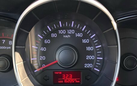 KIA Rio III рестайлинг, 2011 год, 800 000 рублей, 20 фотография