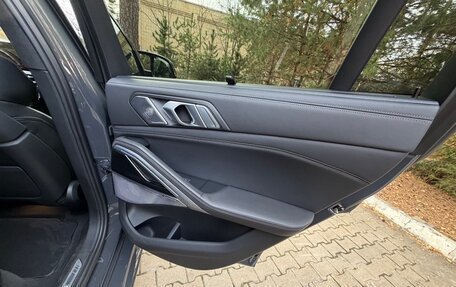 BMW X6, 2023 год, 15 000 000 рублей, 25 фотография