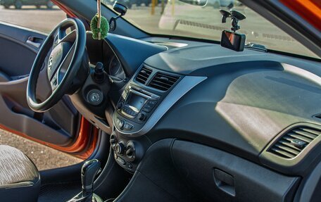 Hyundai Solaris II рестайлинг, 2015 год, 966 666 рублей, 13 фотография