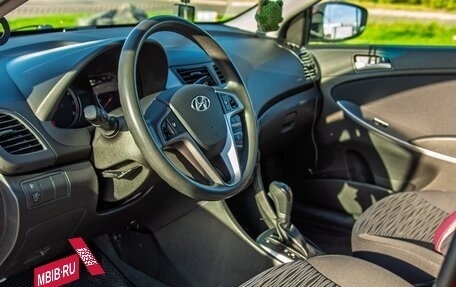 Hyundai Solaris II рестайлинг, 2015 год, 966 666 рублей, 15 фотография
