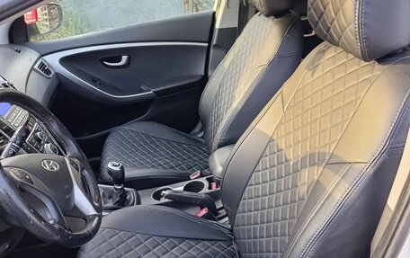 Hyundai i30 II рестайлинг, 2012 год, 950 000 рублей, 7 фотография