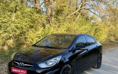Hyundai Solaris II рестайлинг, 2011 год, 570 000 рублей, 1 фотография