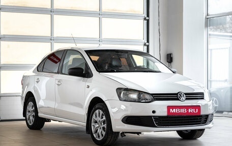 Volkswagen Polo VI (EU Market), 2011 год, 500 000 рублей, 1 фотография