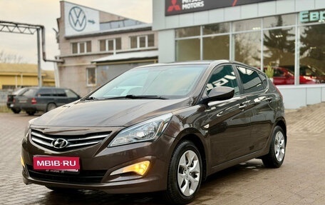 Hyundai Solaris II рестайлинг, 2015 год, 1 179 000 рублей, 1 фотография