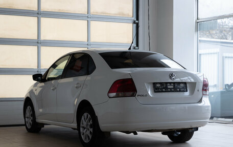 Volkswagen Polo VI (EU Market), 2011 год, 500 000 рублей, 4 фотография
