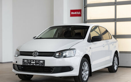 Volkswagen Polo VI (EU Market), 2011 год, 500 000 рублей, 3 фотография