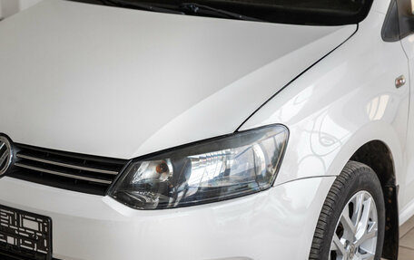 Volkswagen Polo VI (EU Market), 2011 год, 500 000 рублей, 8 фотография