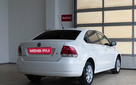 Volkswagen Polo VI (EU Market), 2011 год, 500 000 рублей, 6 фотография