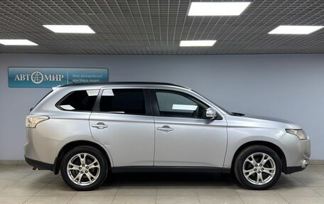 Mitsubishi Outlander III рестайлинг 3, 2012 год, 1 120 000 рублей, 8 фотография