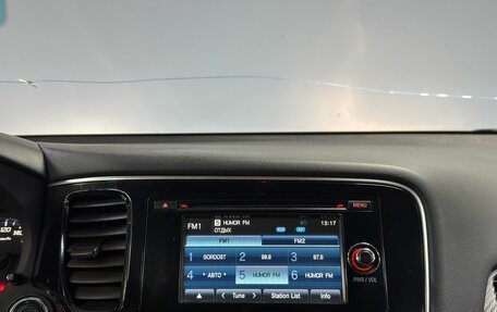 Mitsubishi Outlander III рестайлинг 3, 2012 год, 1 120 000 рублей, 20 фотография