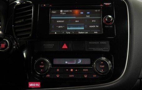 Mitsubishi Outlander III рестайлинг 3, 2012 год, 1 120 000 рублей, 21 фотография