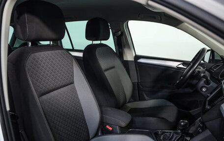 Volkswagen Tiguan II, 2017 год, 2 059 000 рублей, 24 фотография