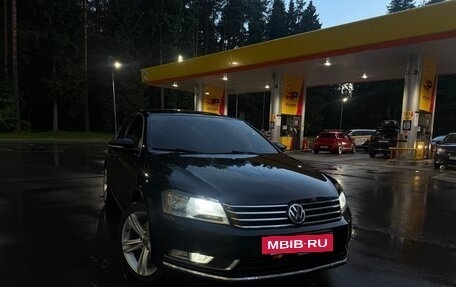 Volkswagen Passat B7, 2011 год, 920 000 рублей, 5 фотография