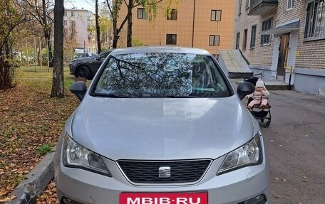 SEAT Ibiza IV рестайлинг, 2012 год, 850 000 рублей, 2 фотография
