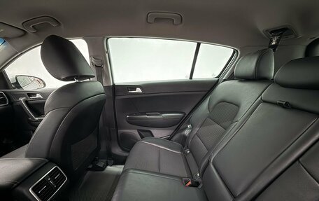 KIA Sportage IV рестайлинг, 2018 год, 1 980 000 рублей, 10 фотография