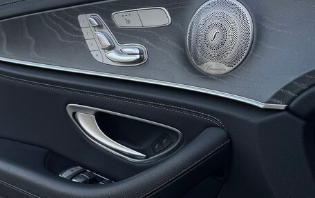 Mercedes-Benz E-Класс, 2021 год, 5 700 000 рублей, 22 фотография
