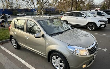 Renault Sandero I, 2011 год, 735 000 рублей, 3 фотография