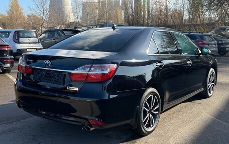 Toyota Camry, 2017 год, 1 850 000 рублей, 2 фотография