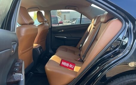Toyota Camry, 2017 год, 1 850 000 рублей, 6 фотография
