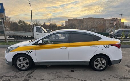 Hyundai Solaris II рестайлинг, 2017 год, 750 000 рублей, 2 фотография